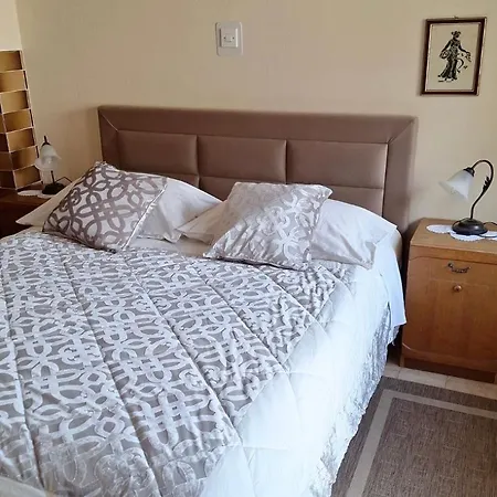 Homestay Vera- With Airconditioning And Free Parking Moscenicka Draga